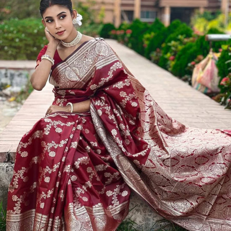 202 প্রিমিয়াম  কাতান শাড়ি